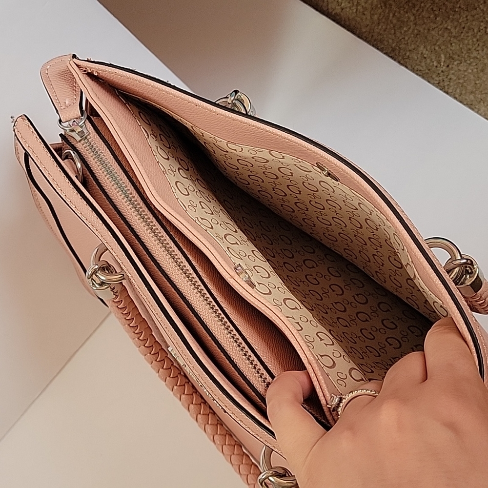 Light Pink Guess Bag - Picture 8 of 16